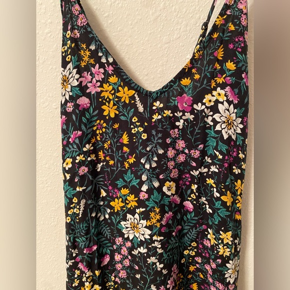 Floral Maxi Dress - Picture 2 of 4